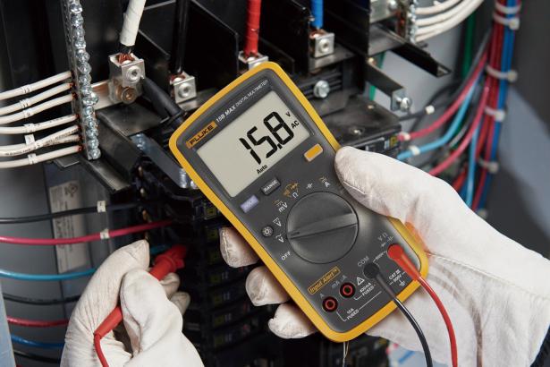 Fluke 15B MAX 数字万用表