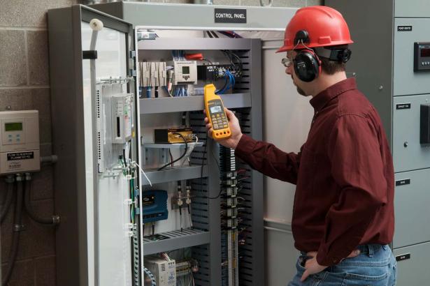 Fluke 773 Milliamp Process Clamp Meter