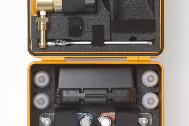 4322 Automated Pressure Calibration System