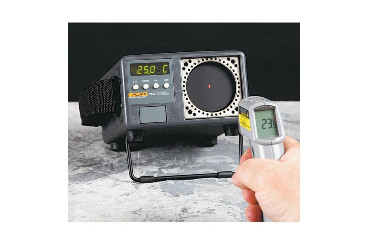 Fluke 9132/9133 Portable Infrared Calibrator 福禄克